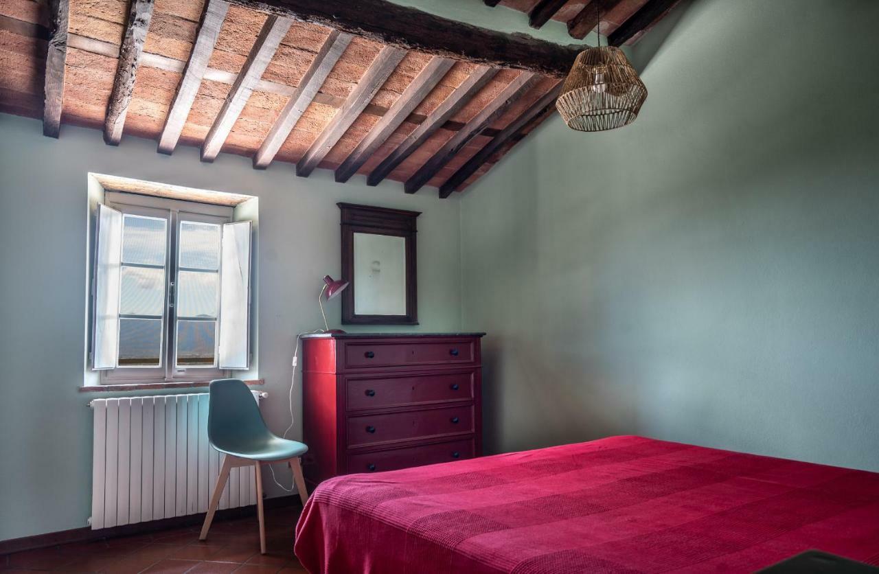 Accogliente Alloggio Con Vista E Piscina Lucca Buitenkant foto